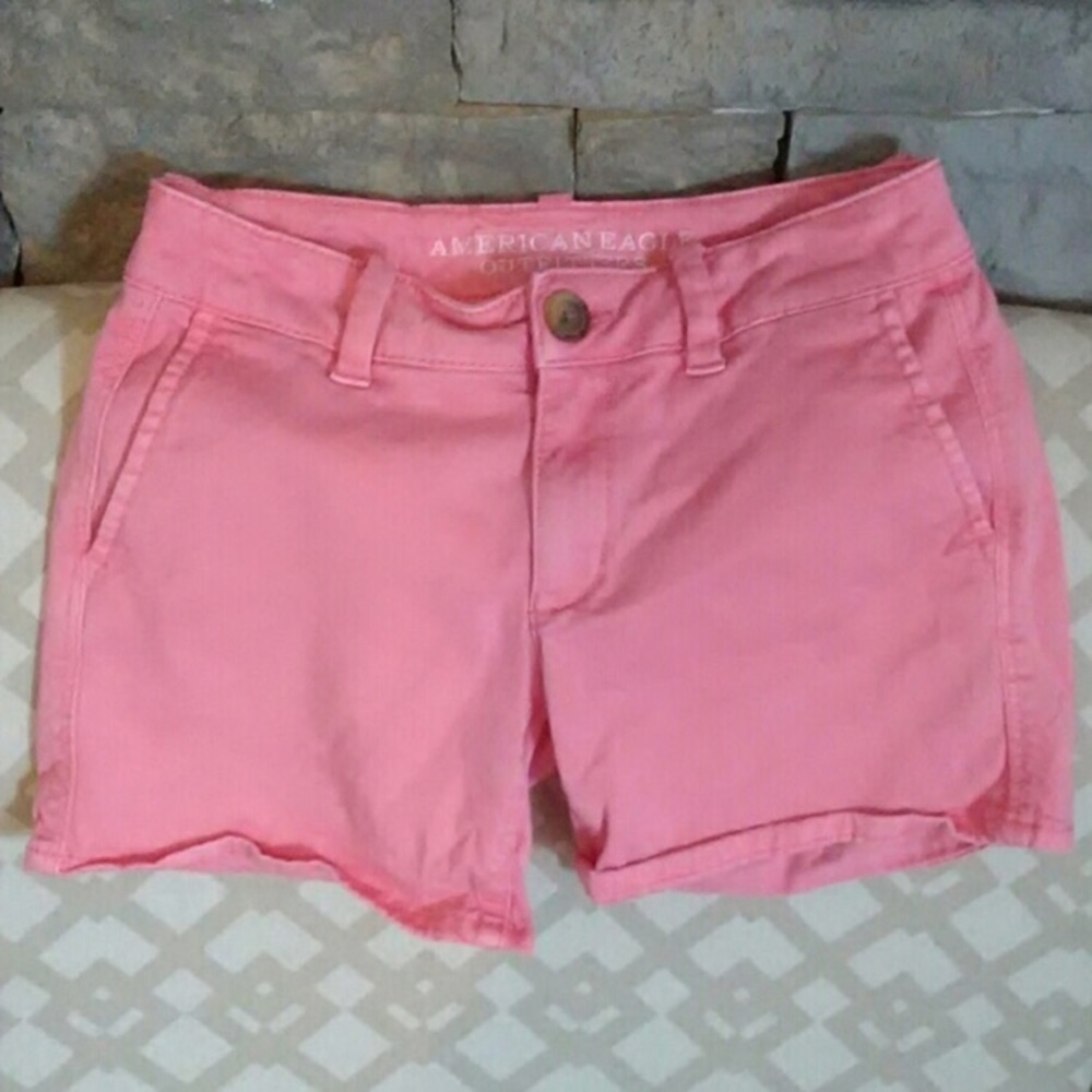 American Eagle pink midi shorts